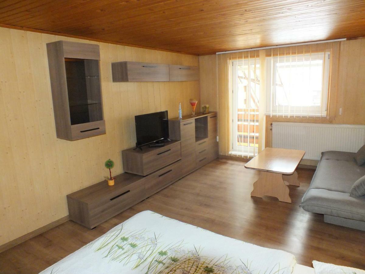 Apartmany Zachar Besenova Exterior photo